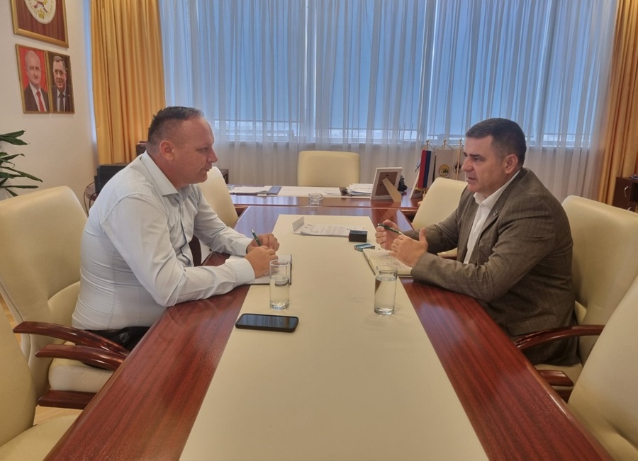 sindikat 22.08.2025 2